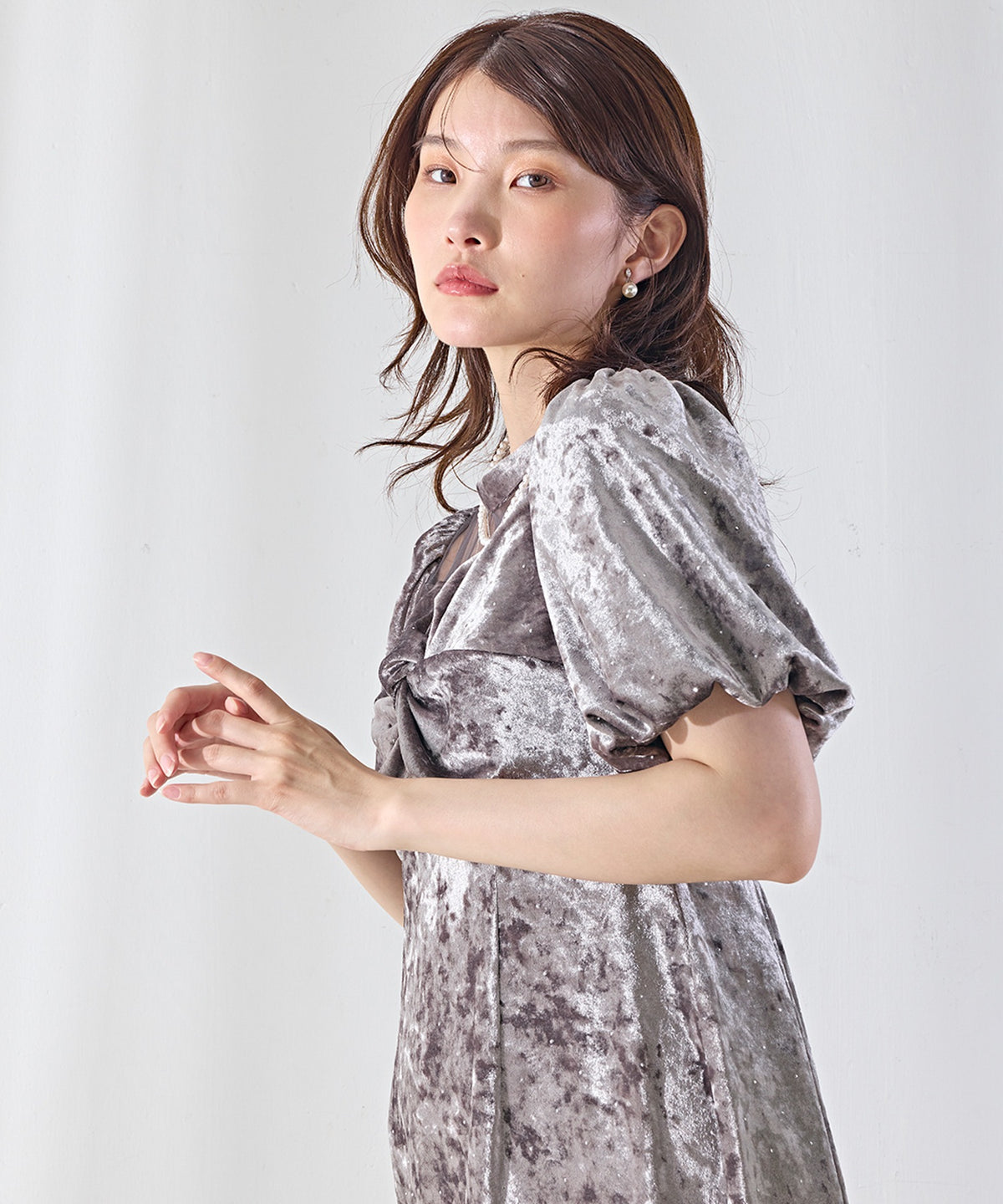 クラッシュベロア×ラインストーンIラインワンピースドレス