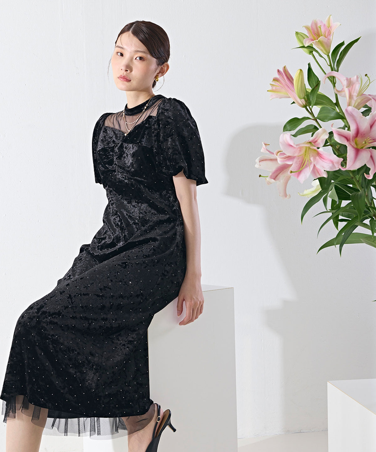 クラッシュベロア×ラインストーンIラインワンピースドレス