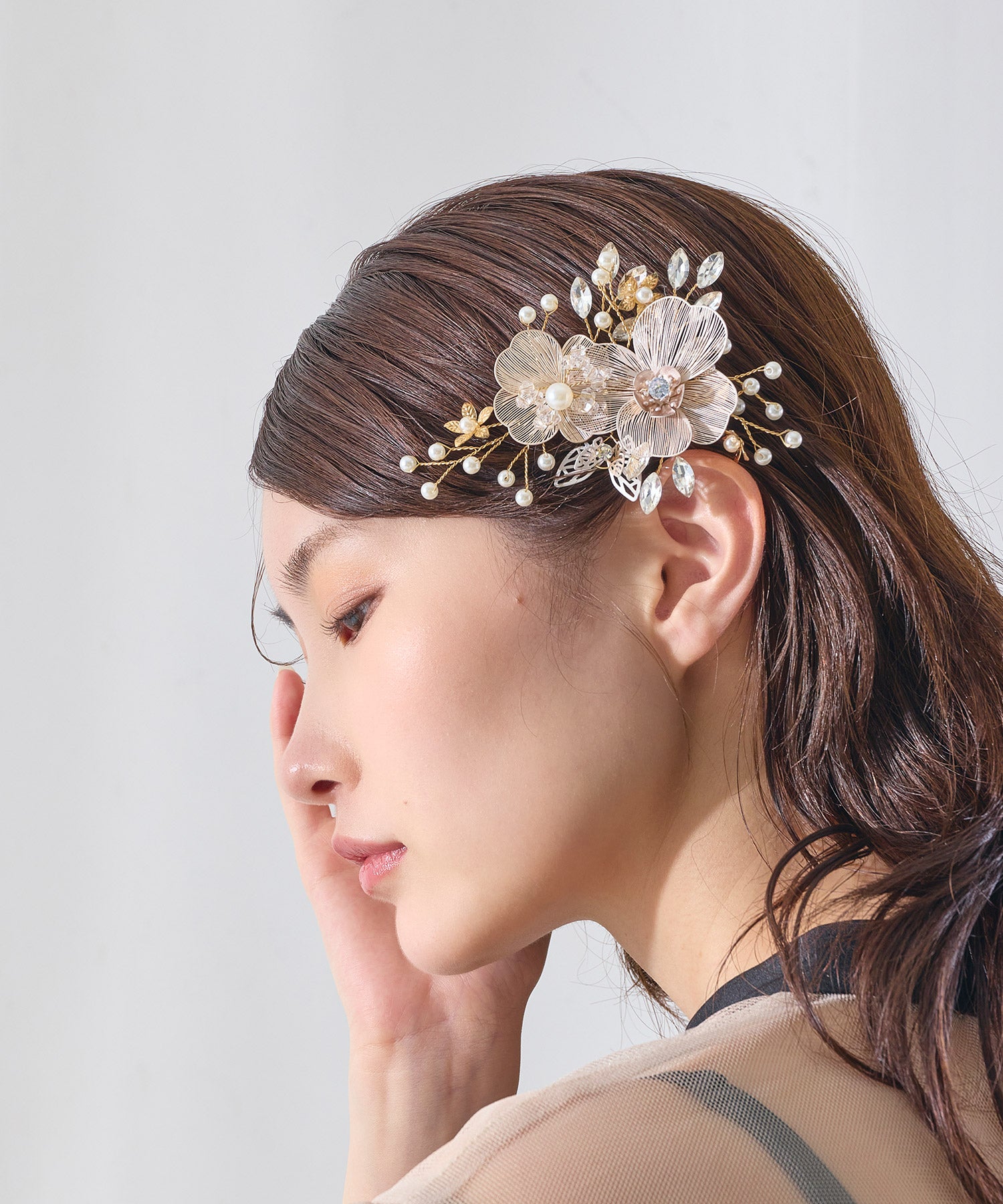 フラワー立体メタルビジューヘアクリップ