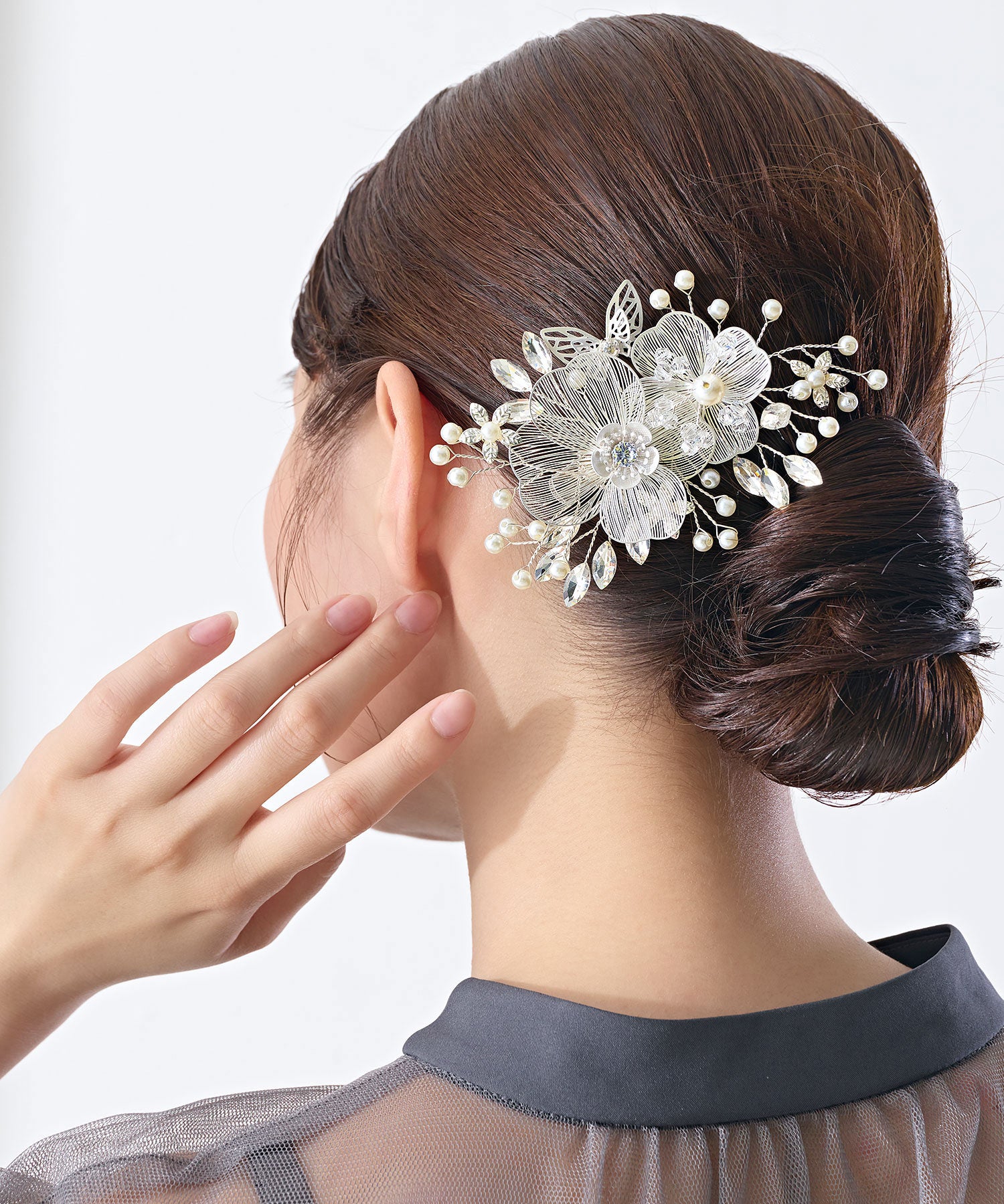 フラワー立体メタルビジューヘアクリップ
