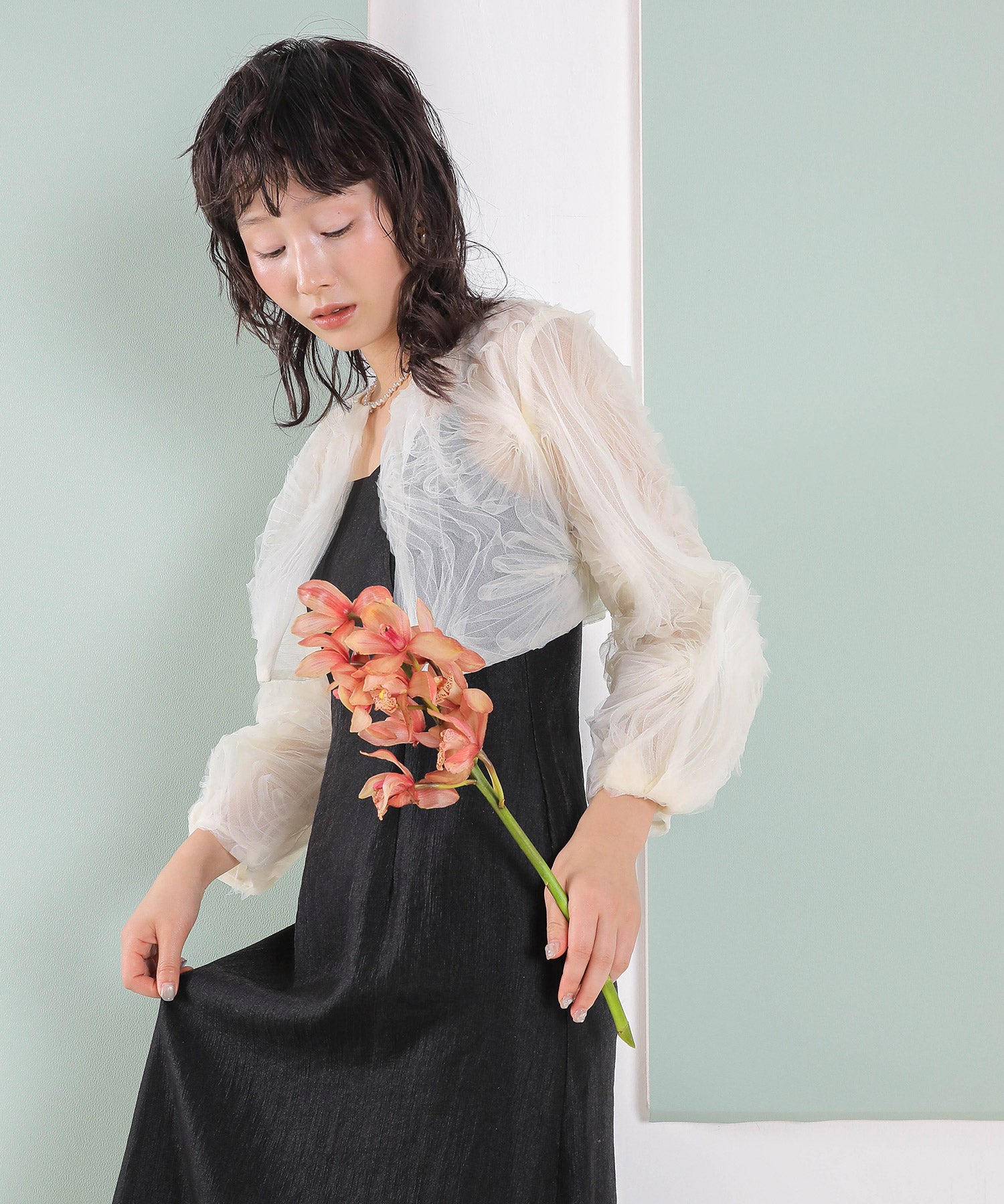 【kaene別注企画】チュールエンブロイダリーボレロ 光沢サテンAラインドレス 2点セット パーティー結婚式 お呼ばれ オケージョンドレス