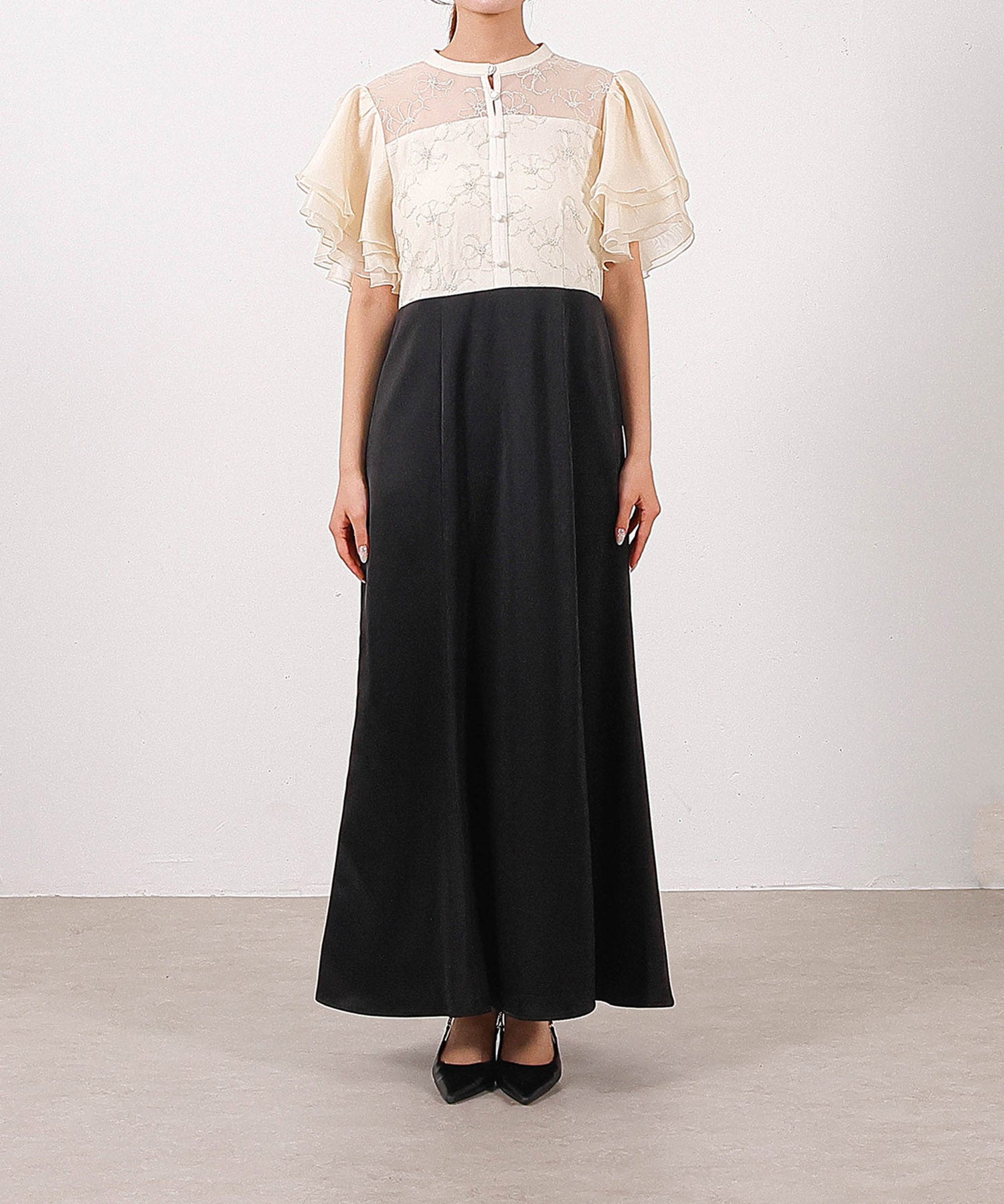 身長154cm / 着用 M<br>
普段着 SS or S / 骨格ウェーブ