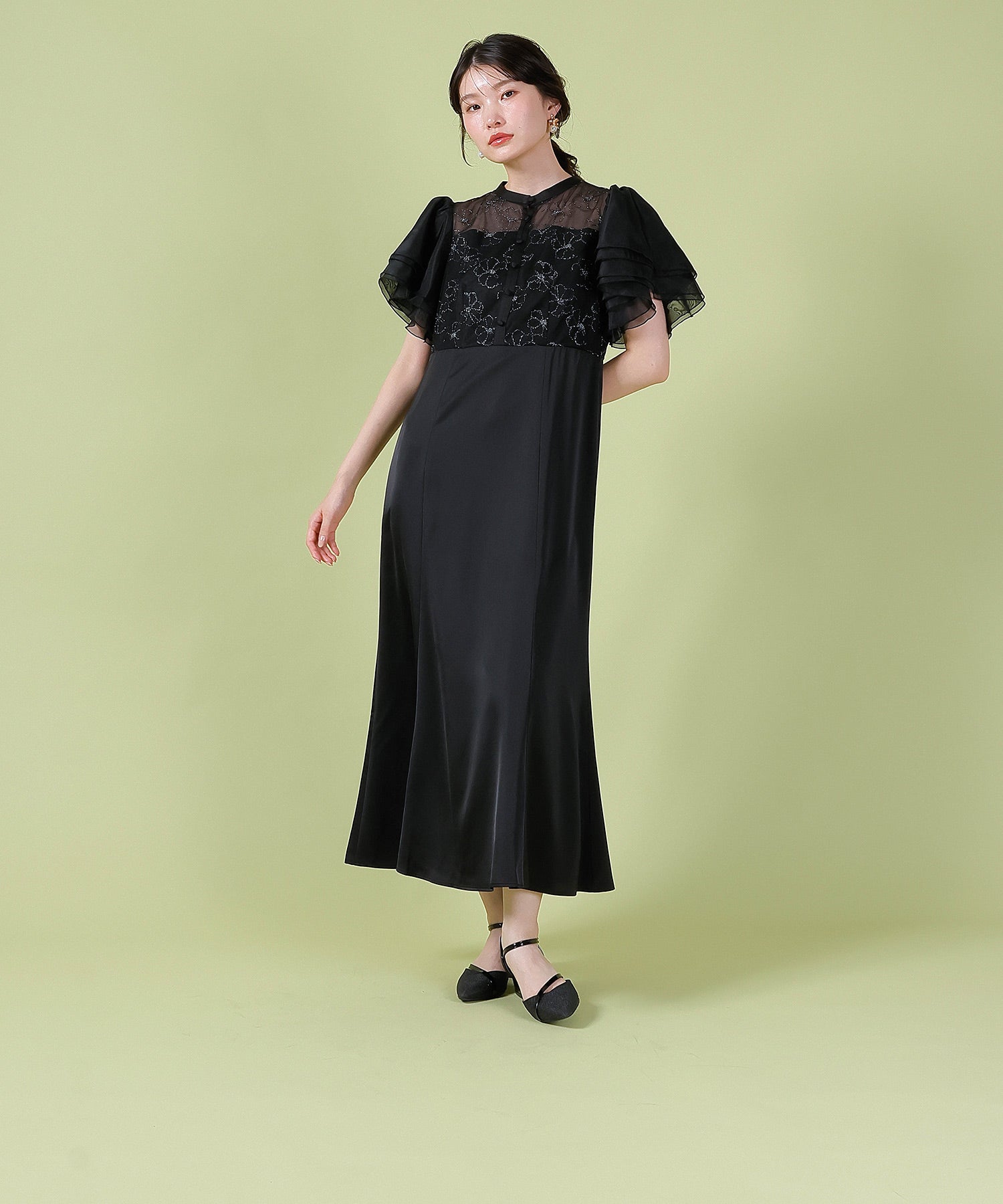ラッフルスリーブ 刺繍レース ワンピース ドレス