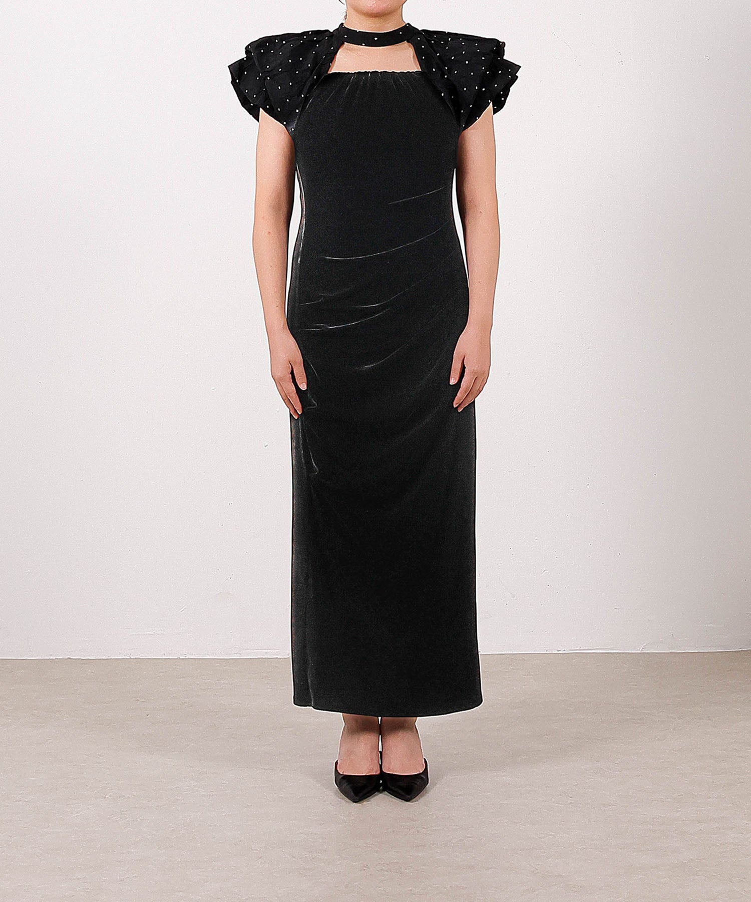 身長159cm / 着用 M<br>
普段着 M or L / 骨格ストレート