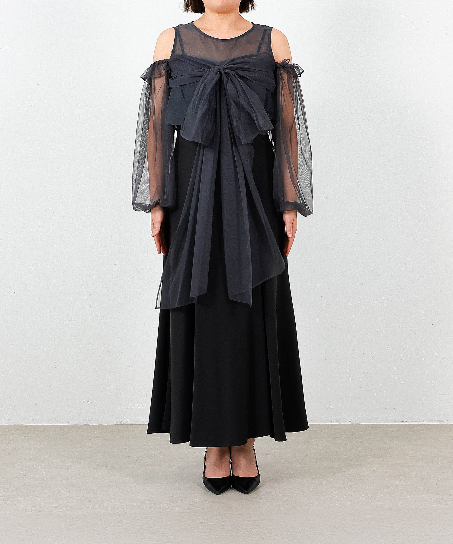 身長159cm / 着用 M<br>
普段着 M or L / 骨格ストレート