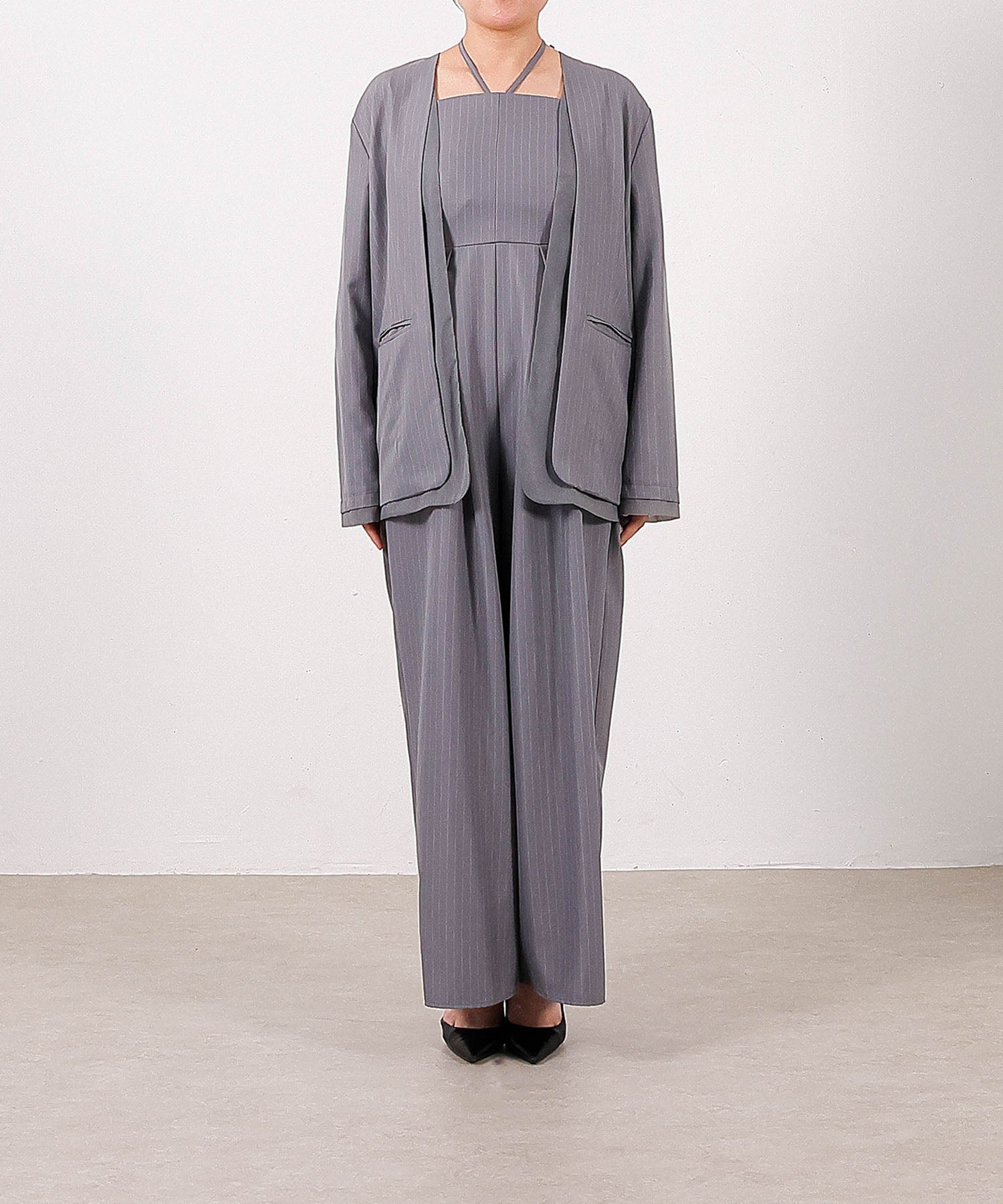 身長159cm / 着用 M<br>
普段着 M or L / 骨格ストレート