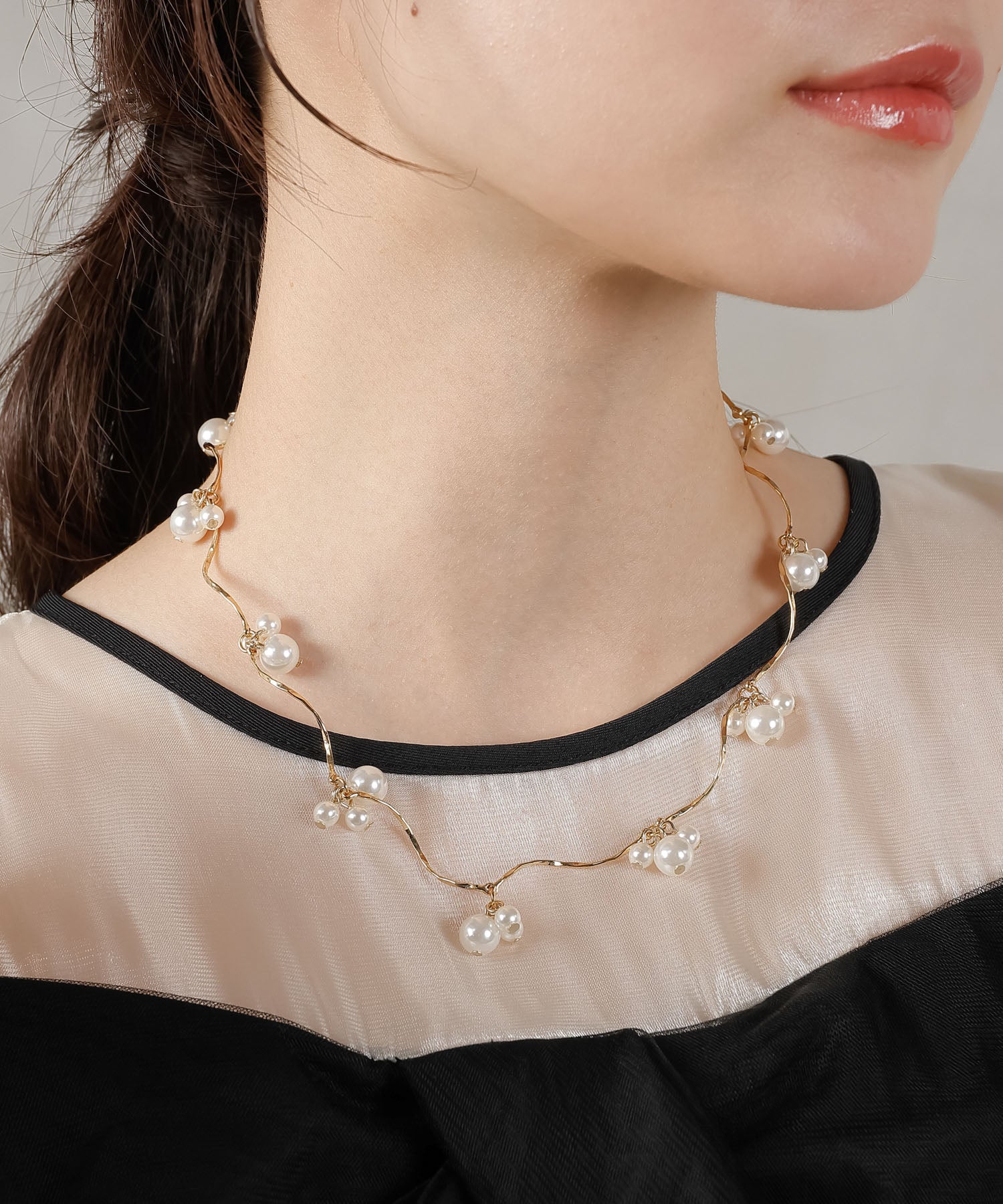 パールポイント ウェーブ ネックレス