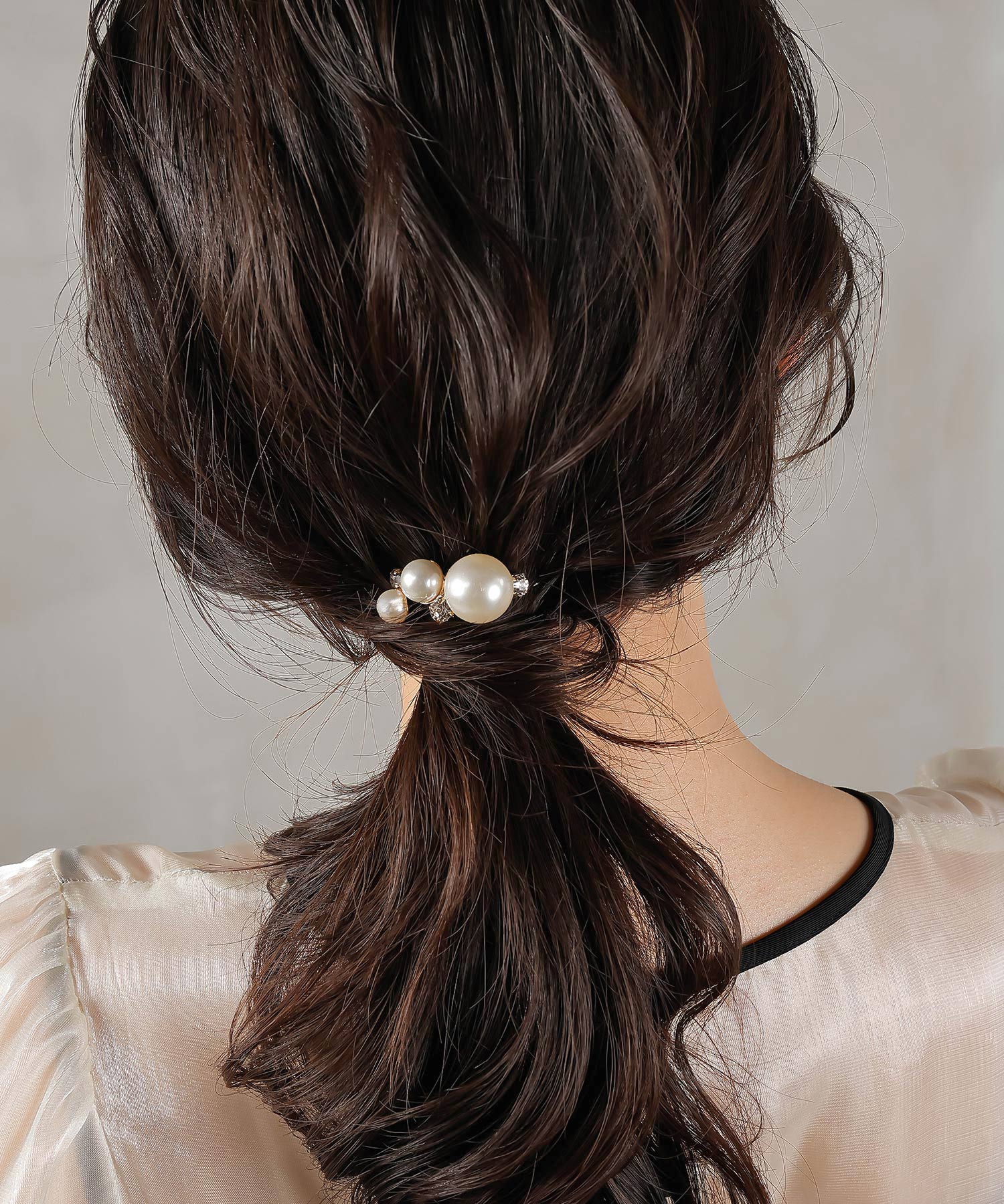 パール ビジュー ミニヘアカフ