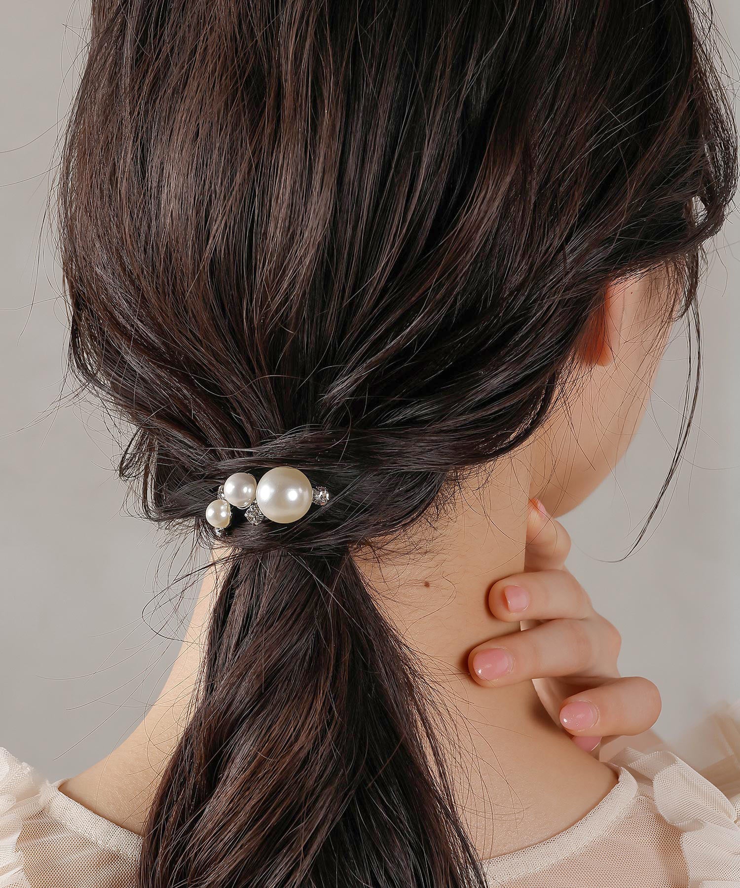 パール ビジュー ミニヘアカフ