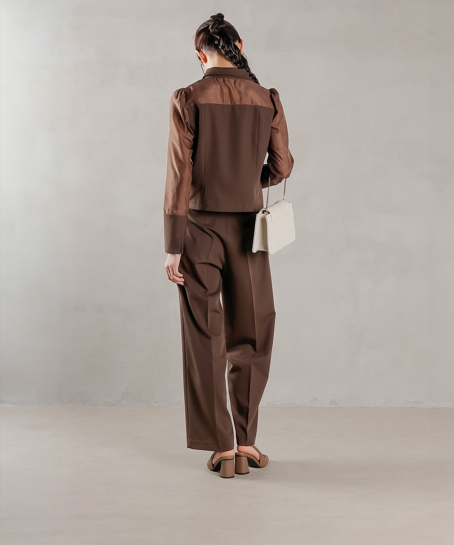 襟付きシャツトップス テーパードパンツドレス セットアップ