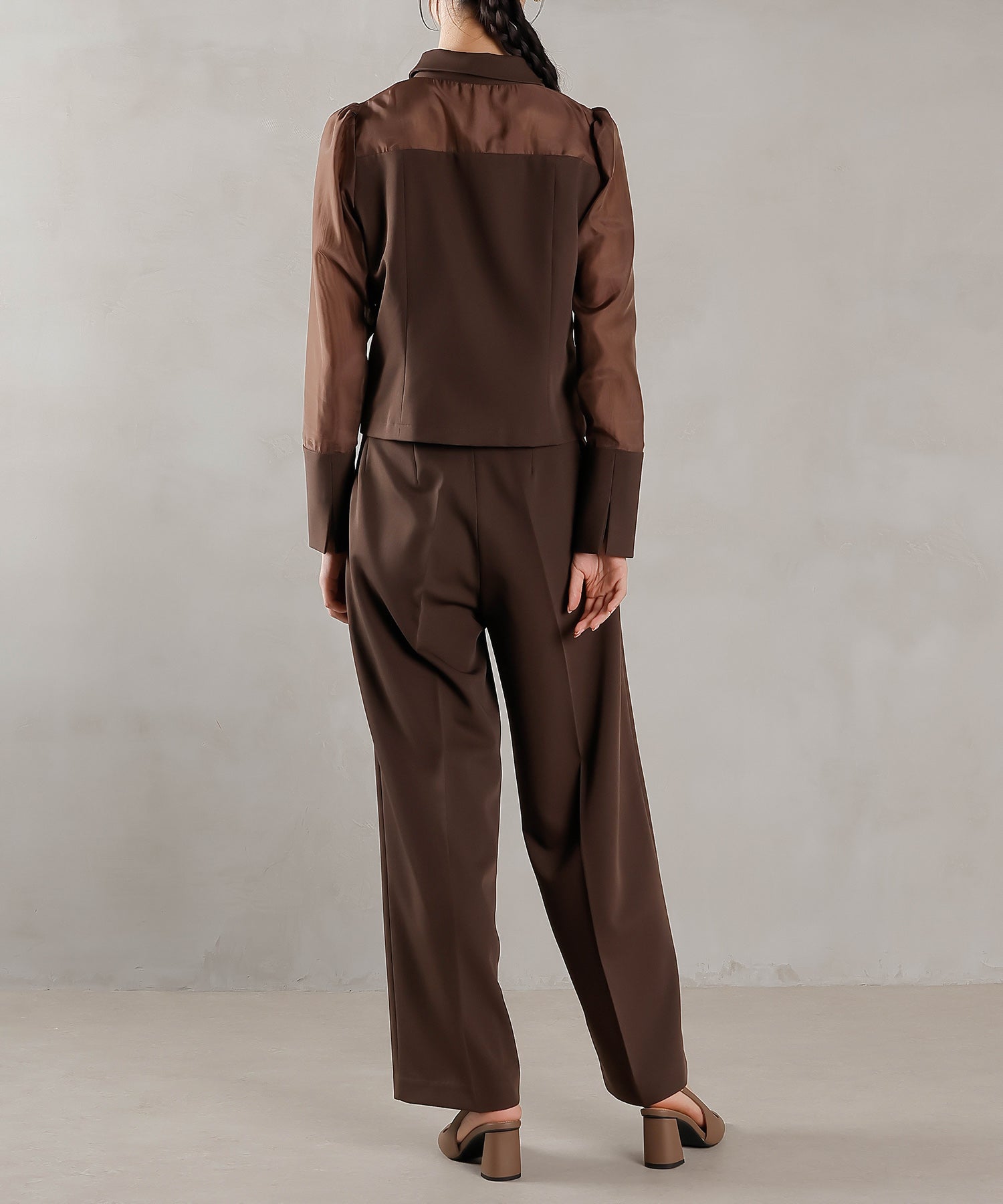 襟付きシャツトップス テーパードパンツドレス セットアップ