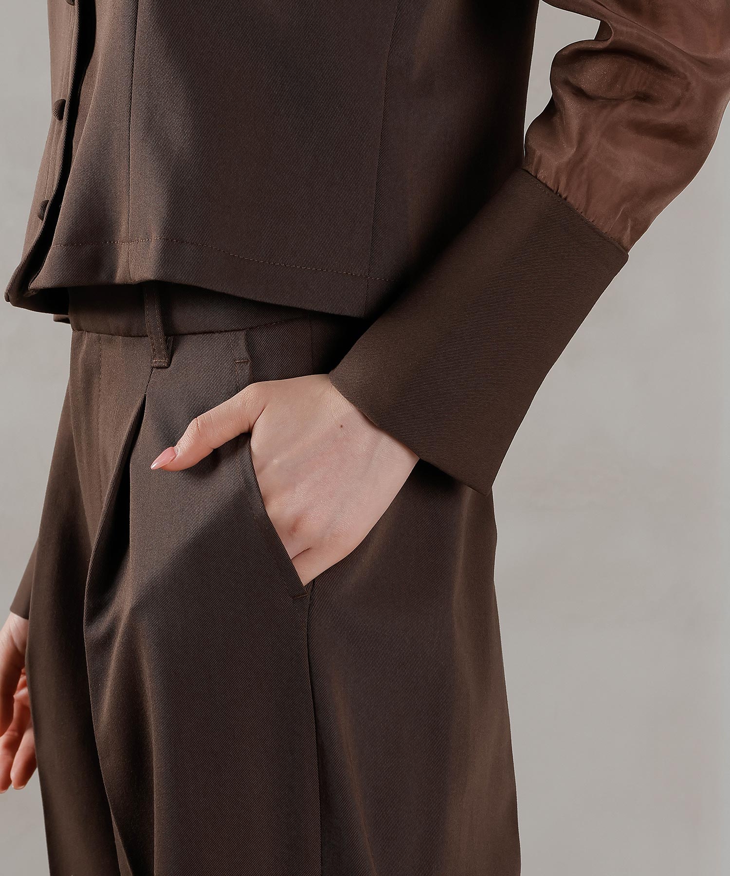 襟付きシャツトップス テーパードパンツドレス セットアップ