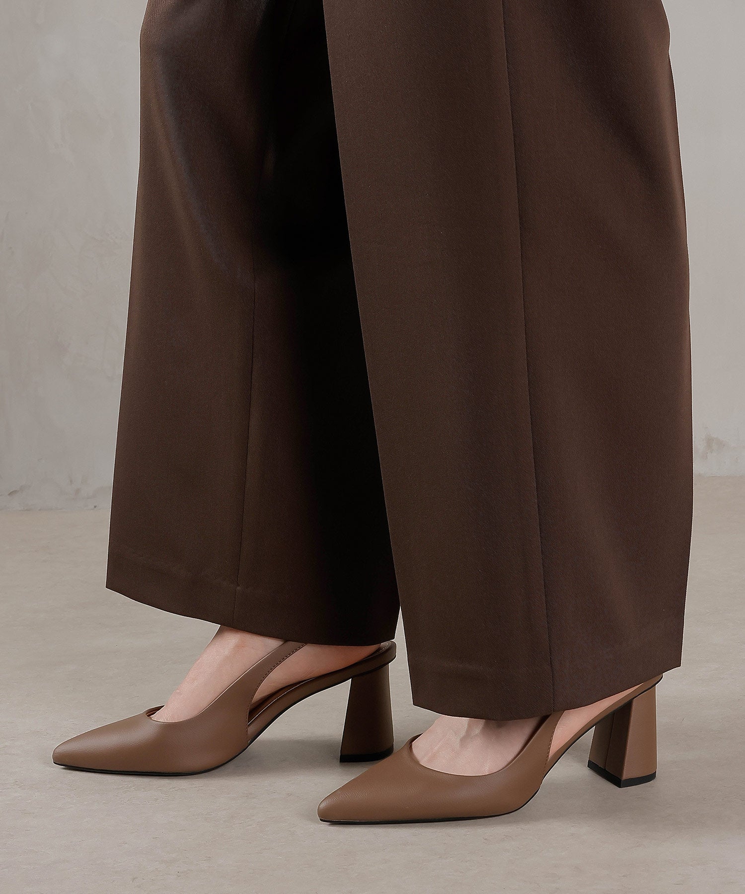 襟付きシャツトップス テーパードパンツドレス セットアップ