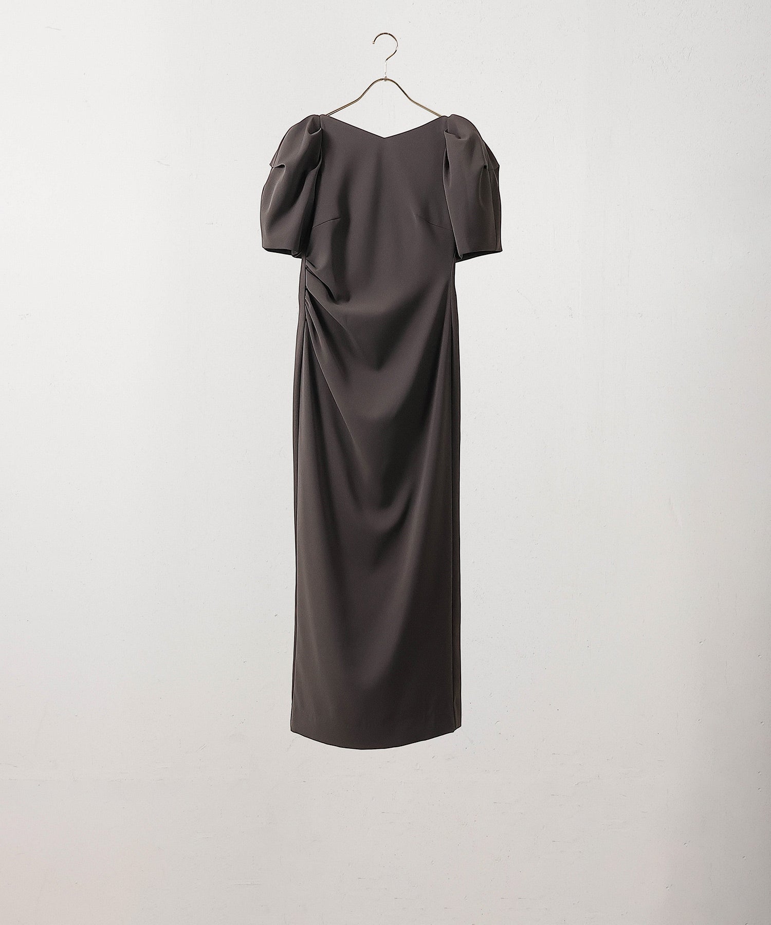 チャコールグレー