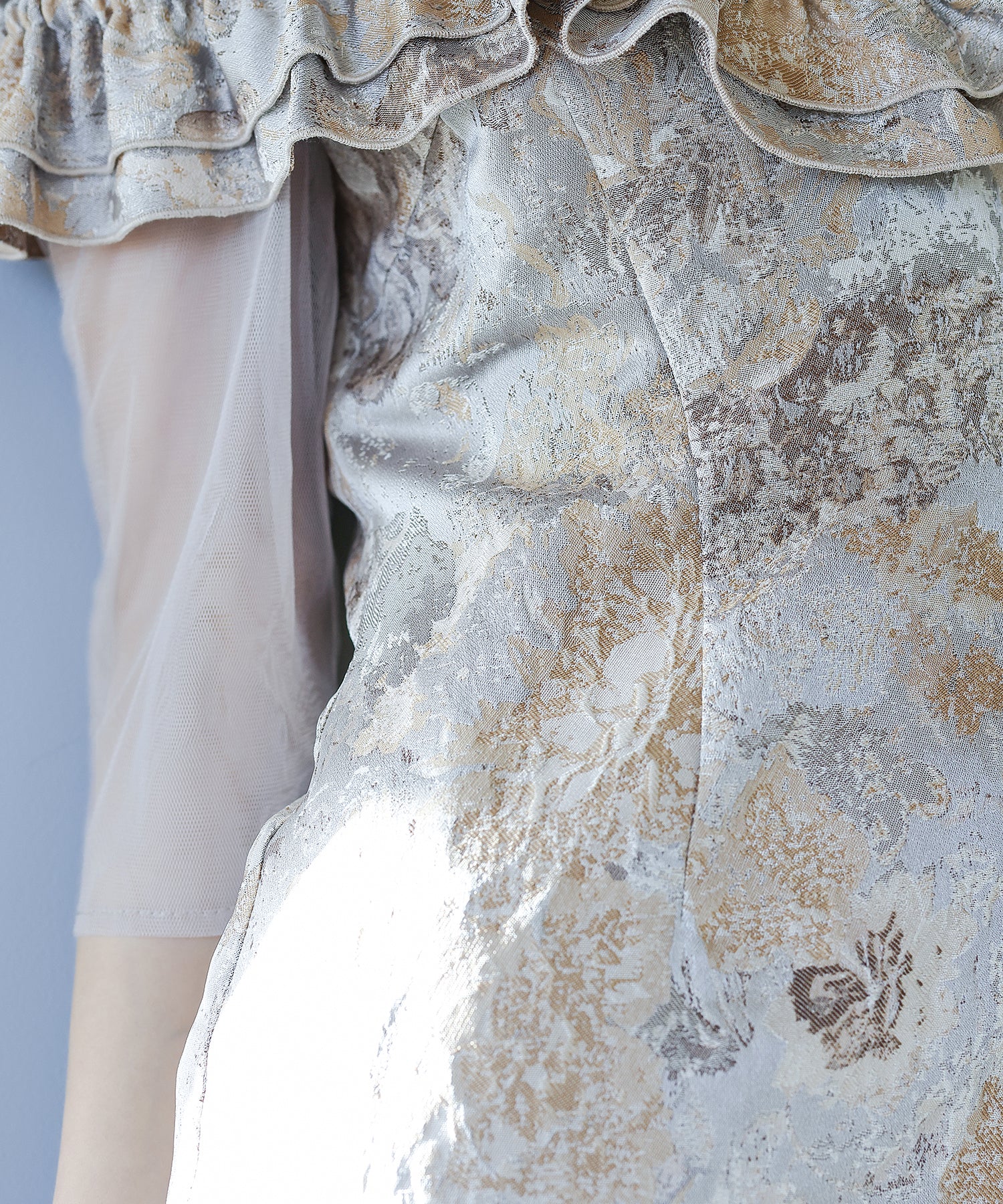 ハートネックフリルジャガードワンピースドレス