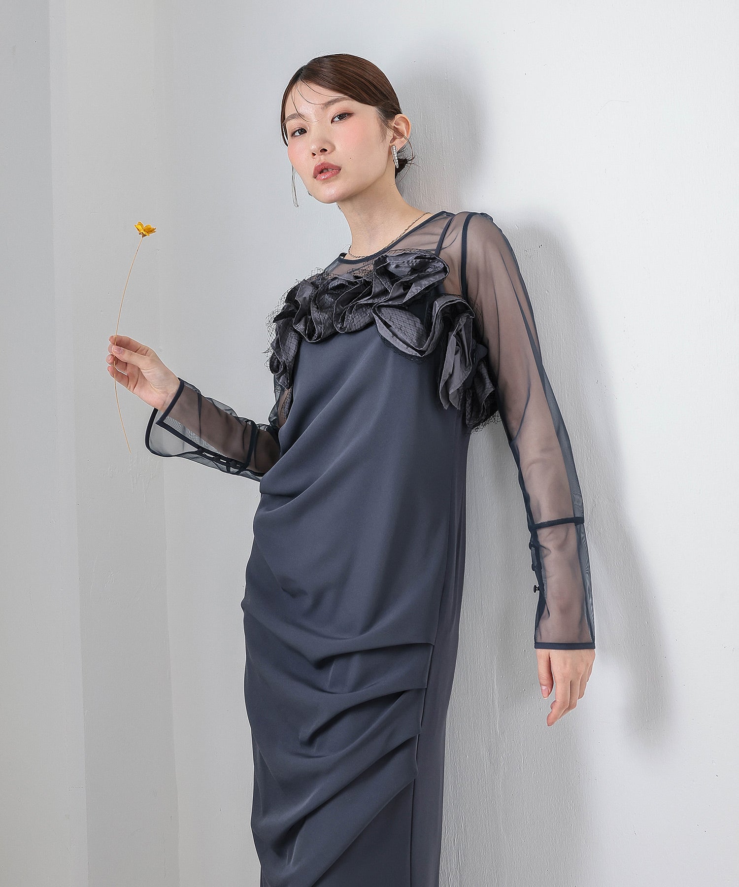胸元フリルドレープIラインドレス2点セット