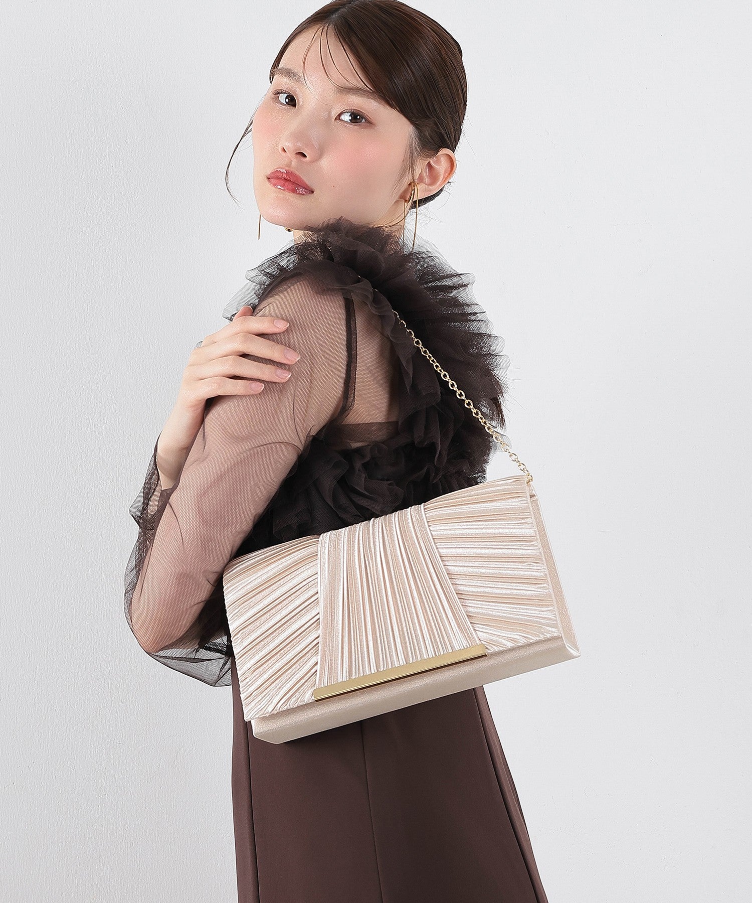 2WAY サテンプリーツ上品 パーティーバッグ